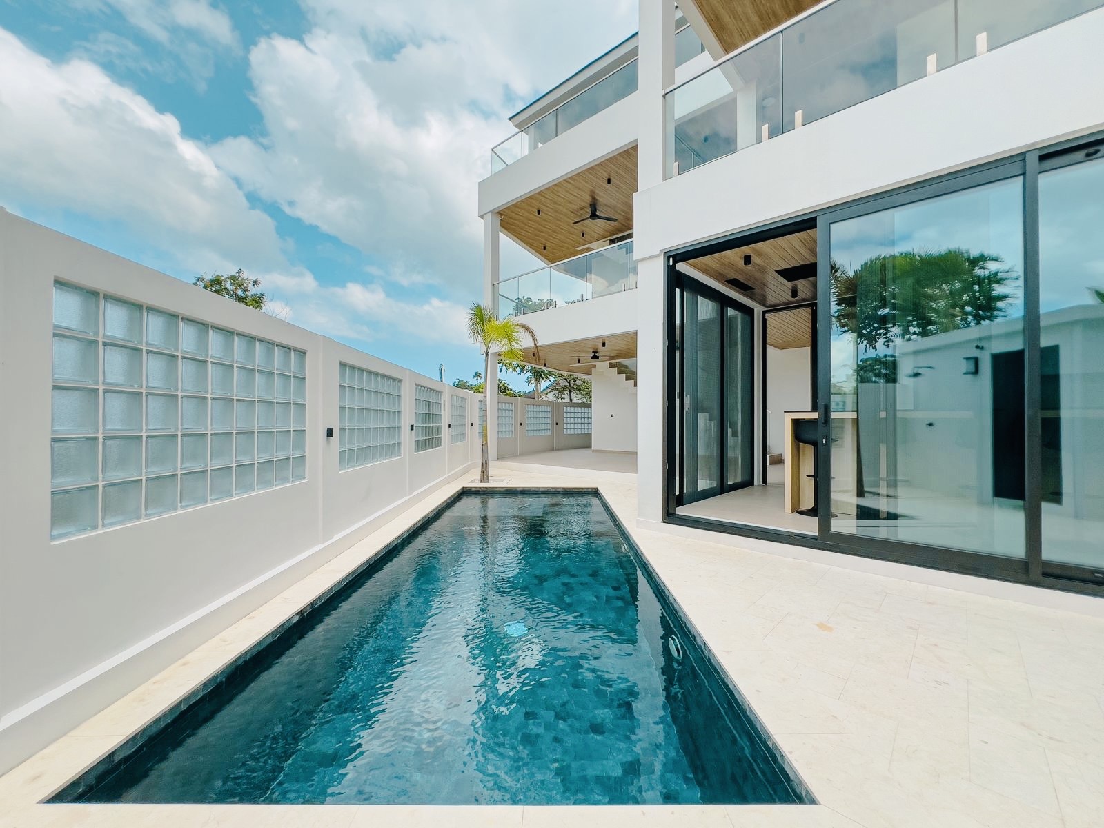 FOR SALE VILLA LUXURY 5BR TUMBAK BAYUH SOLAR POWERED&SMART SISTEM